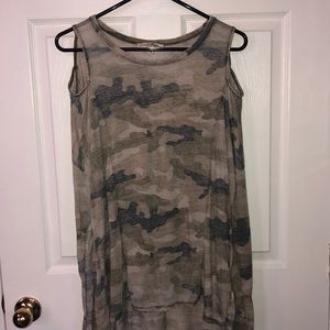 Express slouchy cold shoulder top